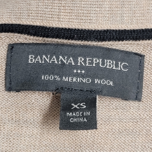 Banana Republic Factory Merino Wool V- Neck Cardigan Size xs. - Picture 7 of 11